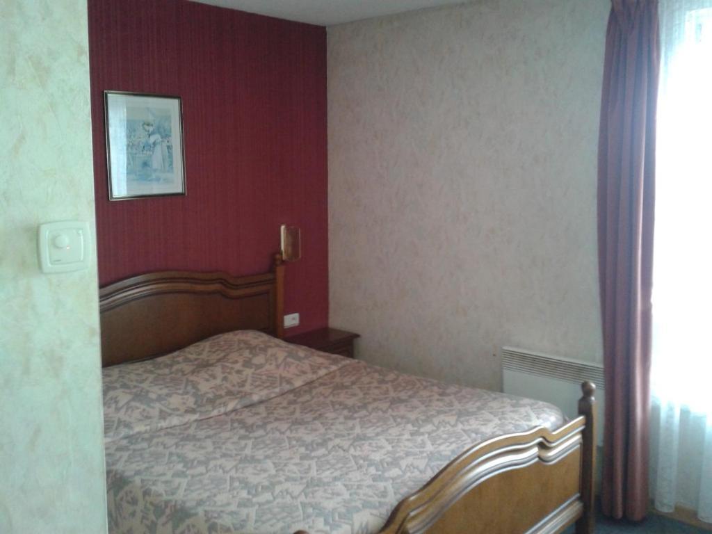 Logis Hotel Restaurant Hostellerie De L'Etoile Wasselonne Rom bilde