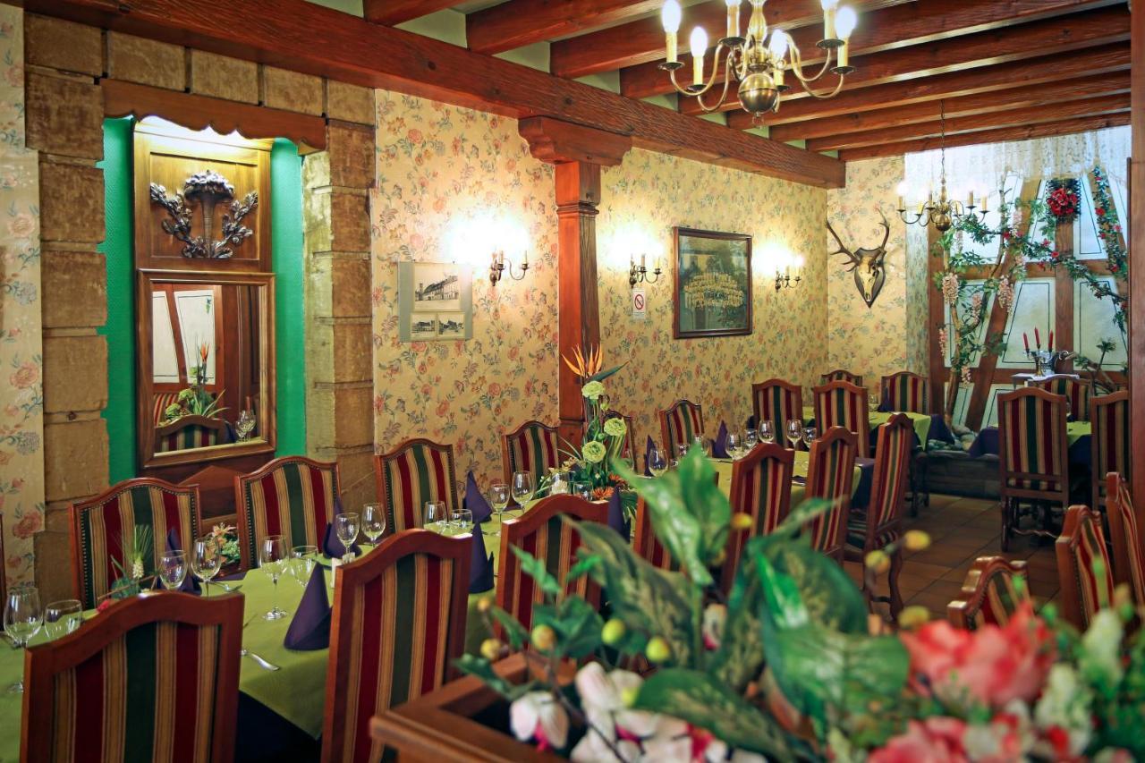 Logis Hotel Restaurant Hostellerie De L'Etoile Wasselonne Eksteriør bilde